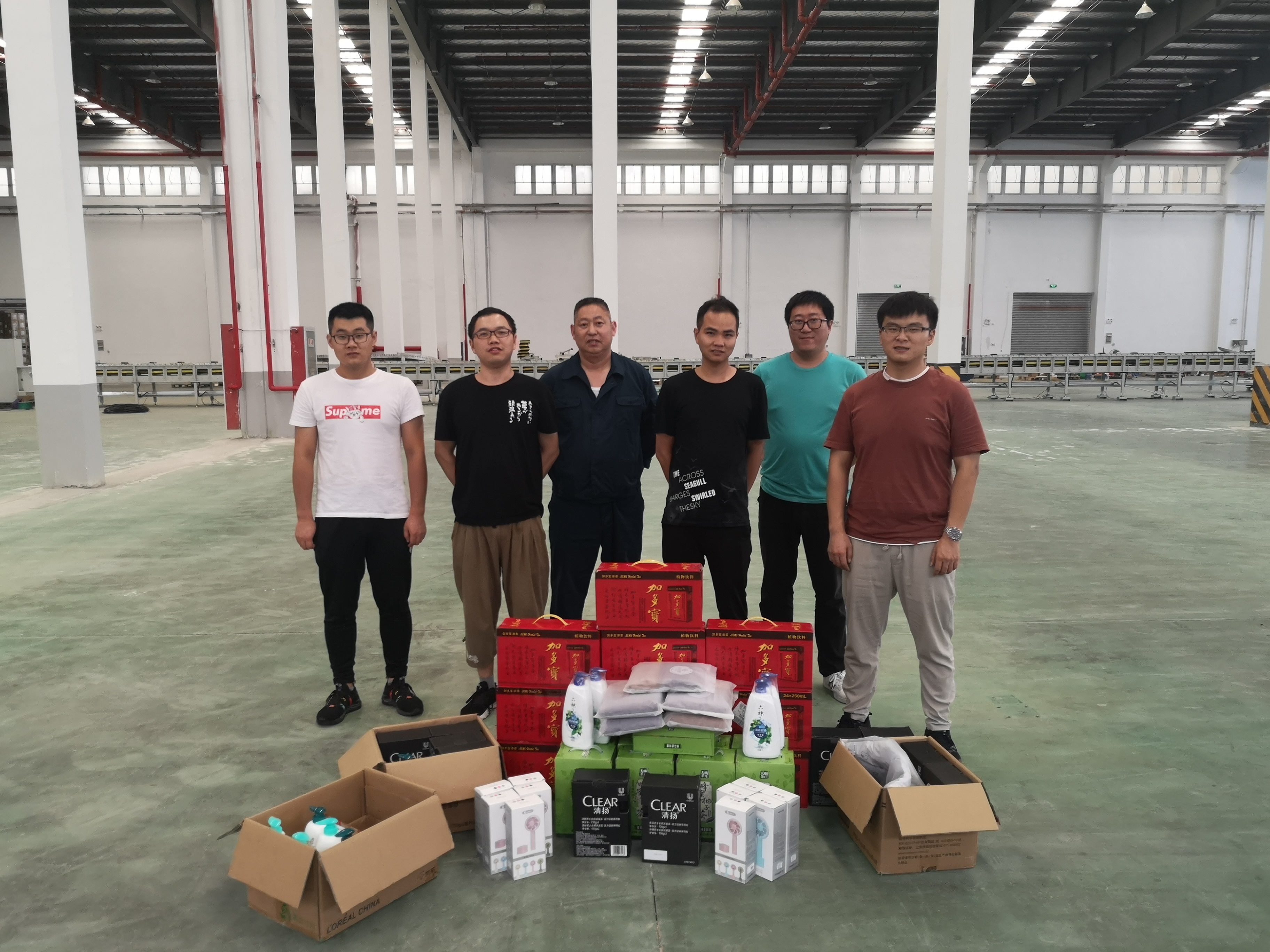 關(guān)愛職工 · 夏送清涼 | 寶開工會赴一線送清涼，致敬高溫下的堅守
