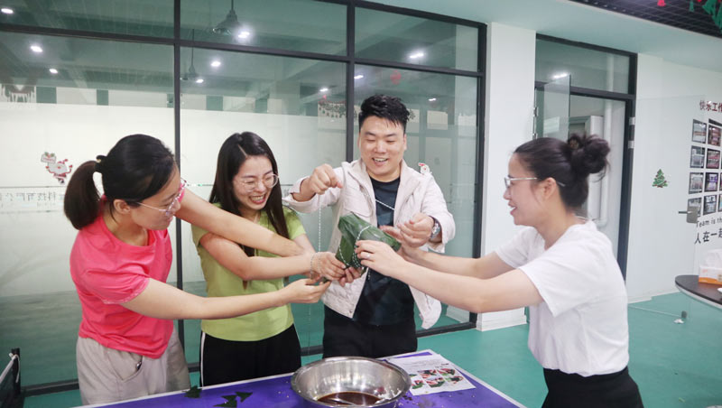 品粽香滋味，繪多彩生活 | 寶開舉辦“包粽子 · 繪彩蛋 · 迎端午”主題活動
