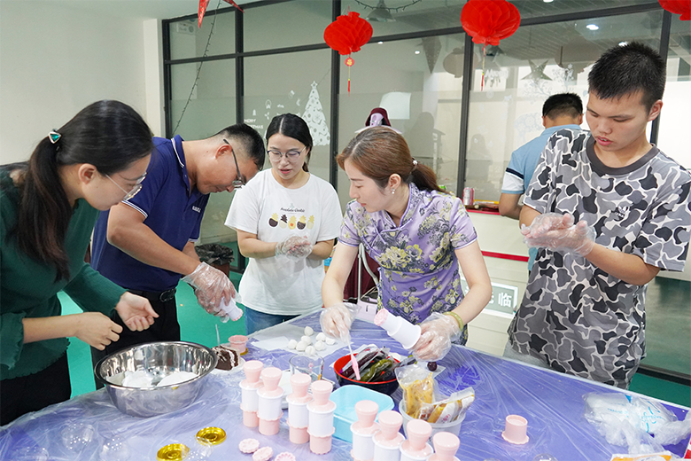 月圓中秋 · 集體慶生 | 溫馨九月，迎佳節(jié)，賀生辰，共團(tuán)圓！